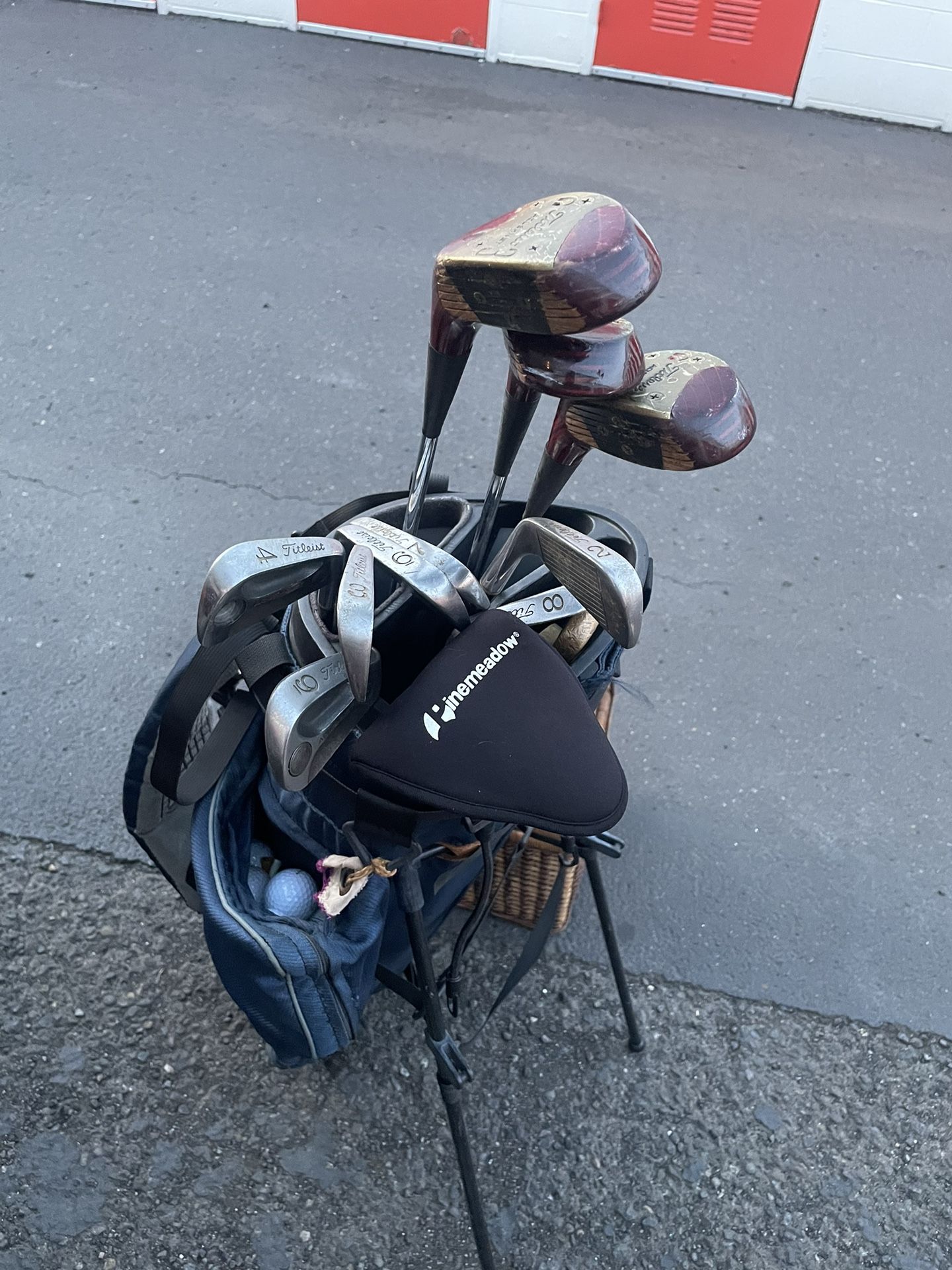 Vintage Titleist Acushnet Golf Clubs