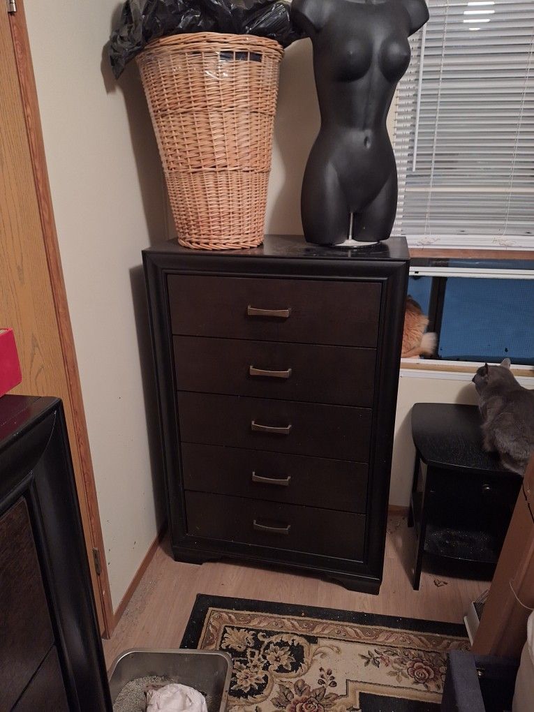 5 Drawer Highboy Dresser.  There Is A matching NIGHTStand Available.  