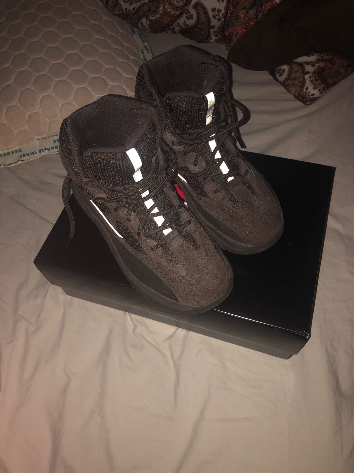 Yeezy Boots black men’s10