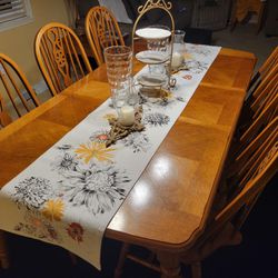 Dining Table With 6 Chairs &  a Matching Cabinet