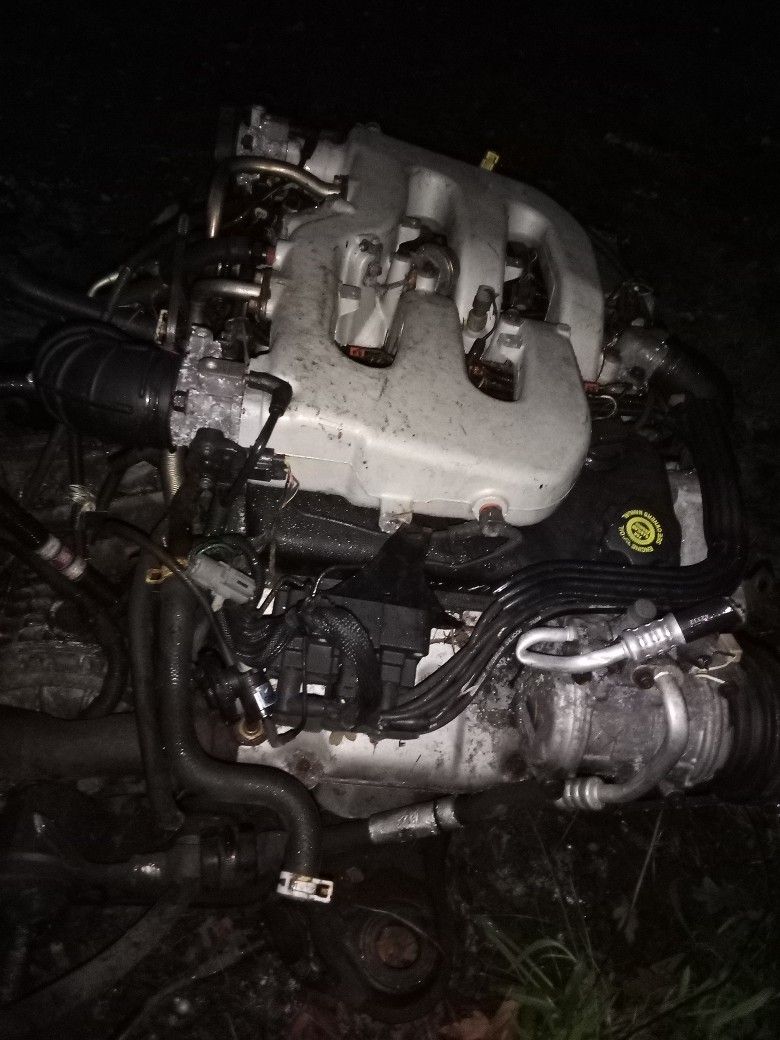 3.5 L V6 Dodge/Chrysler Engine And Transmission