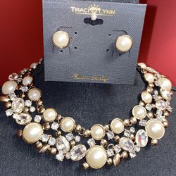 Necklace Set $15