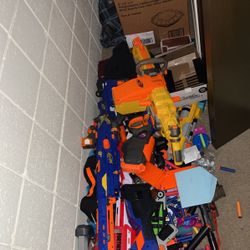 Nerf Guns and bullets 