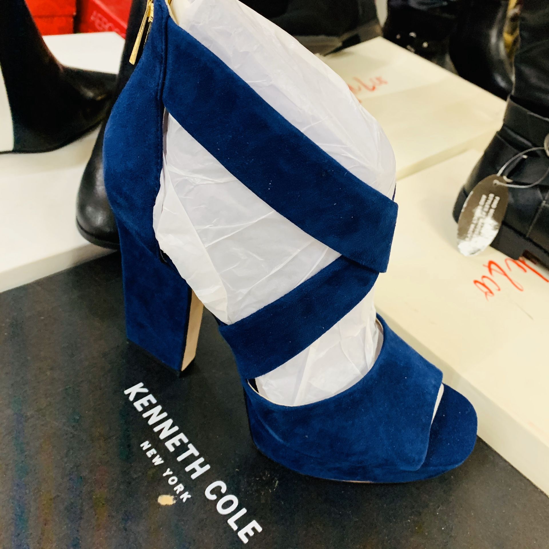 Kenneth Cole marine blue high heels