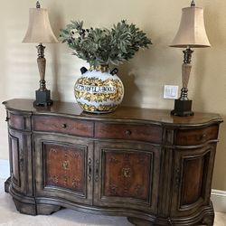 Sideboard  With Lamps, Vase And Greenery