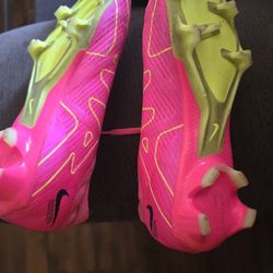 Soccer Shoes Kids Size 7