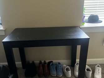 Black office desk