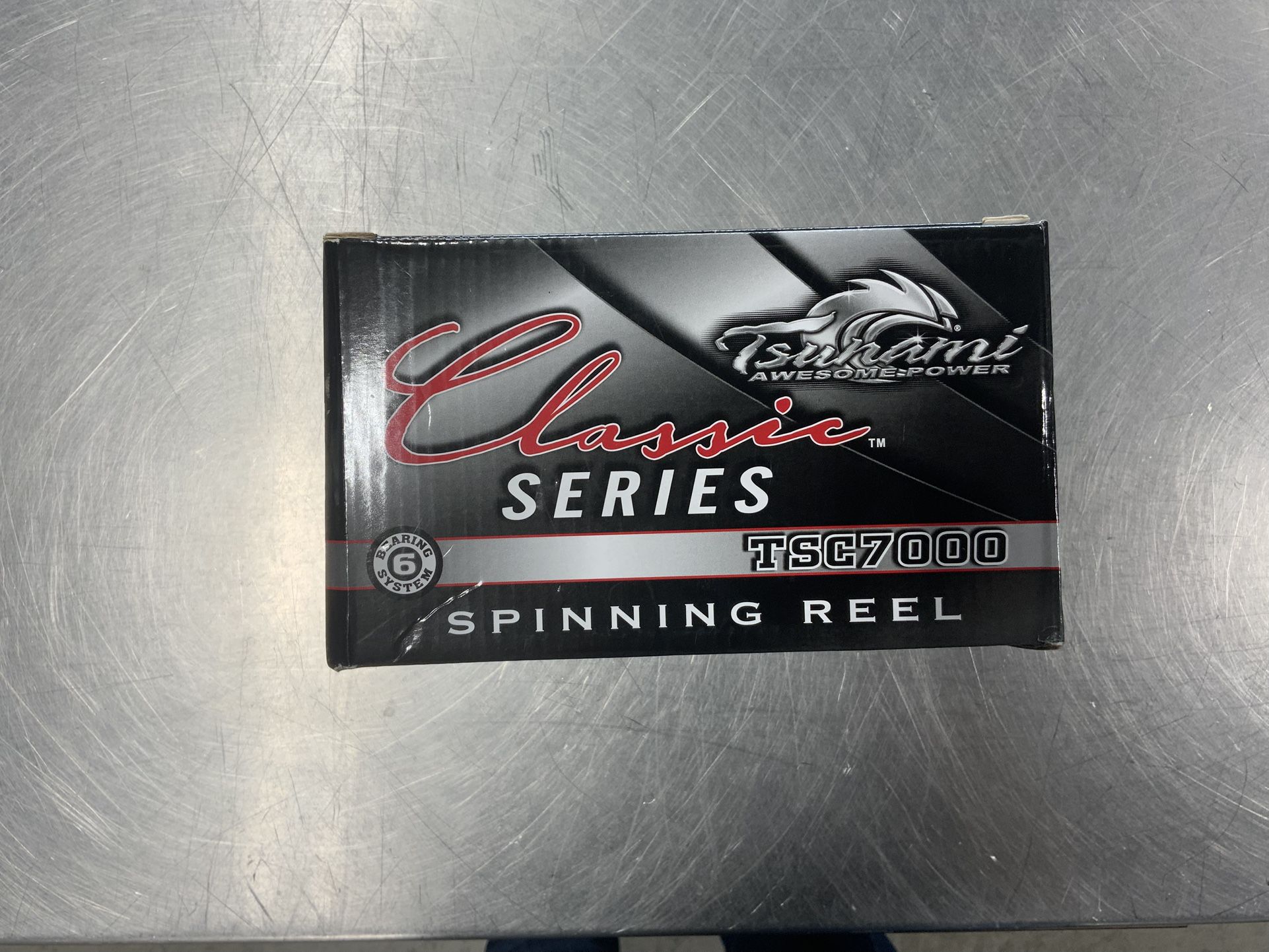 TSUNAMI CLASSIC SERIES SPINNING REEL