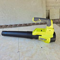RYOBI 40V Leaf Blower 450cfm