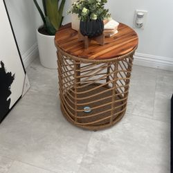 Round Side Table 