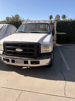 2006 Ford F350 diesel flatbed