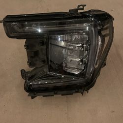 21-23 Yukon Left Headlight 