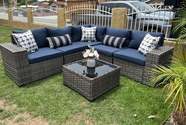 Patio set outdoor furniture new In the box