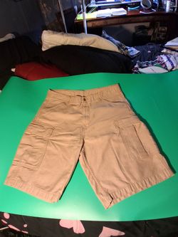 Cargo shorts size 42