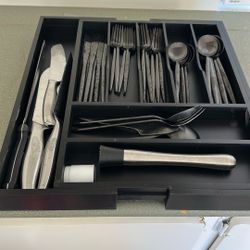 Black Kitchen Utensil Set 
