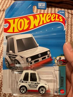 TOONED VOLKSWAGEN GOLF ML1 HotWheels