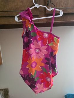 Bathing suit girls.