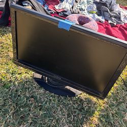 YARD SALE EVERYTHING MUST GO!