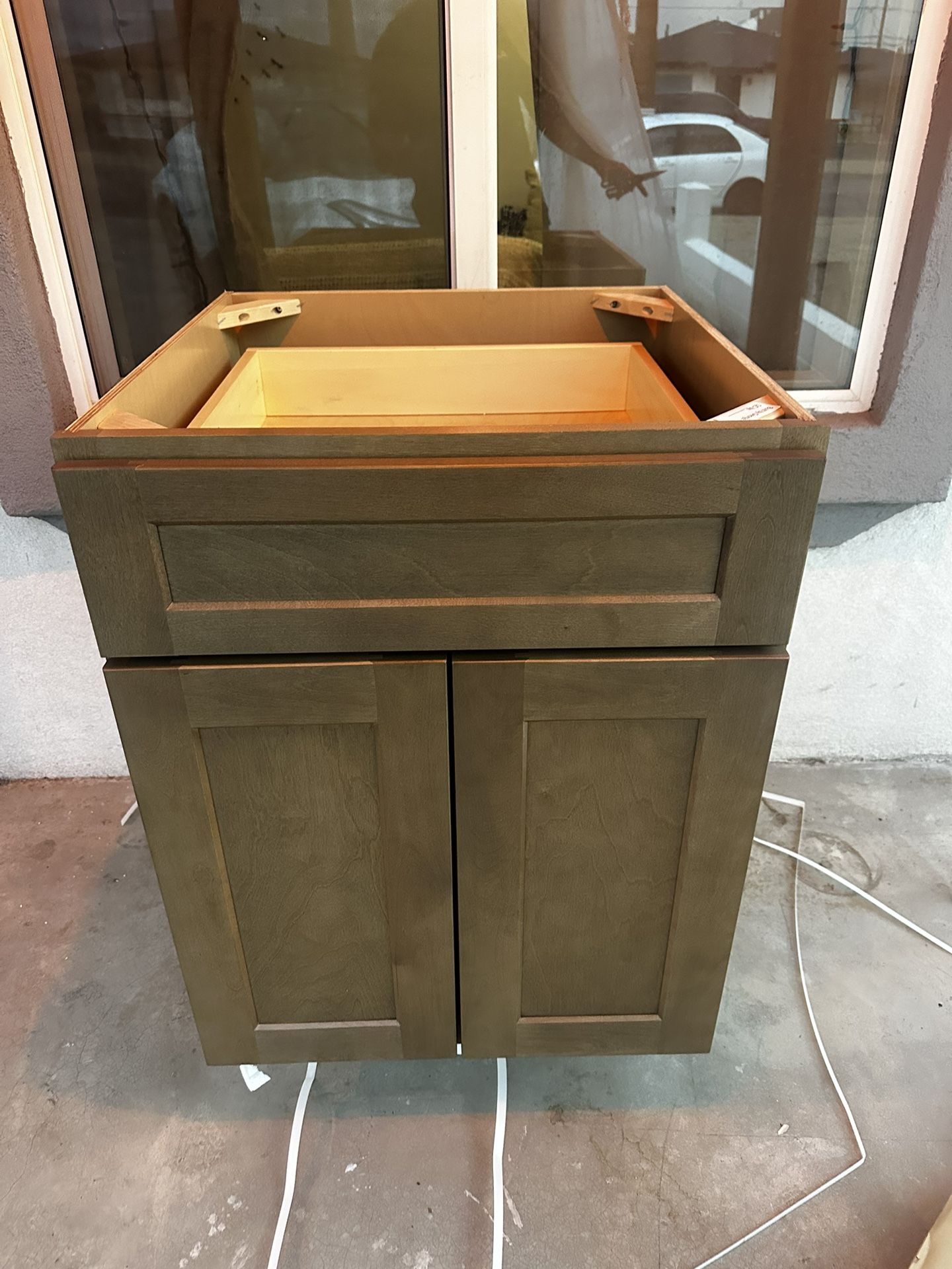 Procraft 24” White Oak Shaker Cabinet