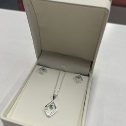 Emerald Royalty – Necklace & Earring Set Colombian Emeralds
