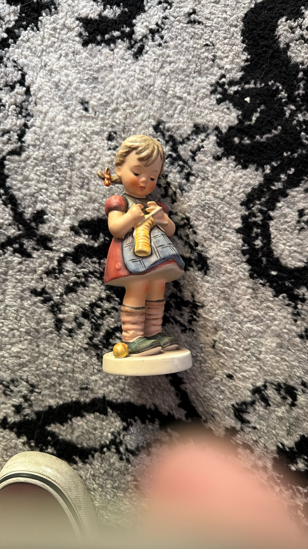 Vintage Goebel Hummel 3 1/4” A Stitch In Time