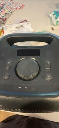Blue tooth ONN. Party speaker