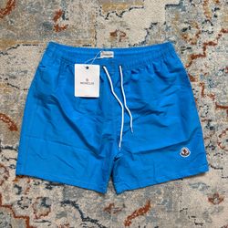 Moncler men’s Shorts size L/XL