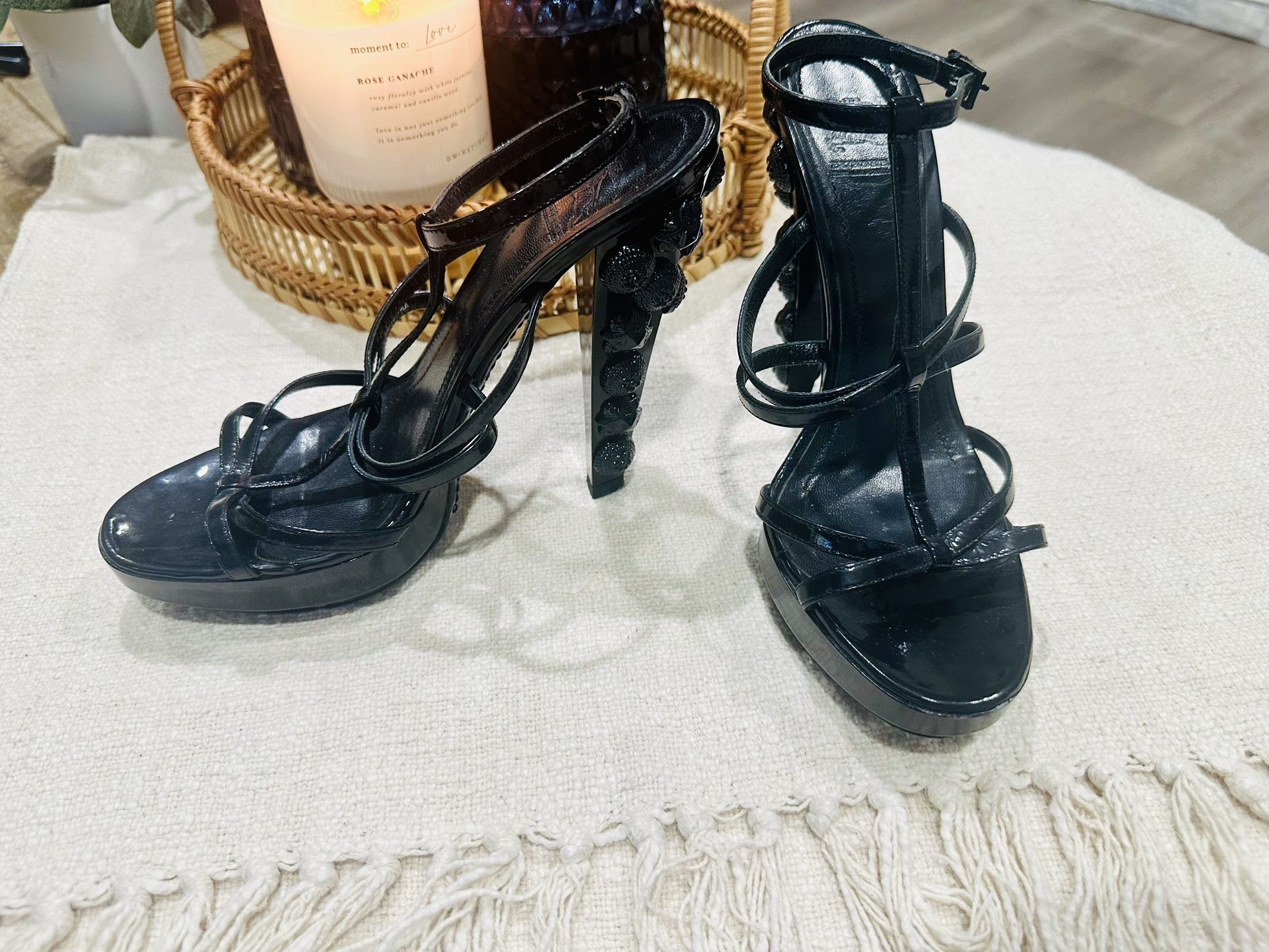Burberry Black Strappy Sandal RARE,All Products : American Fashion Style Bags On Sale