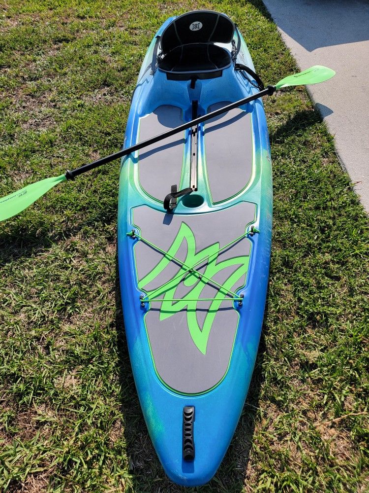 Perception Hi Life 11 ft Kayak/Paddle Board