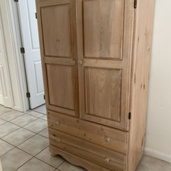 Armoire Dresser