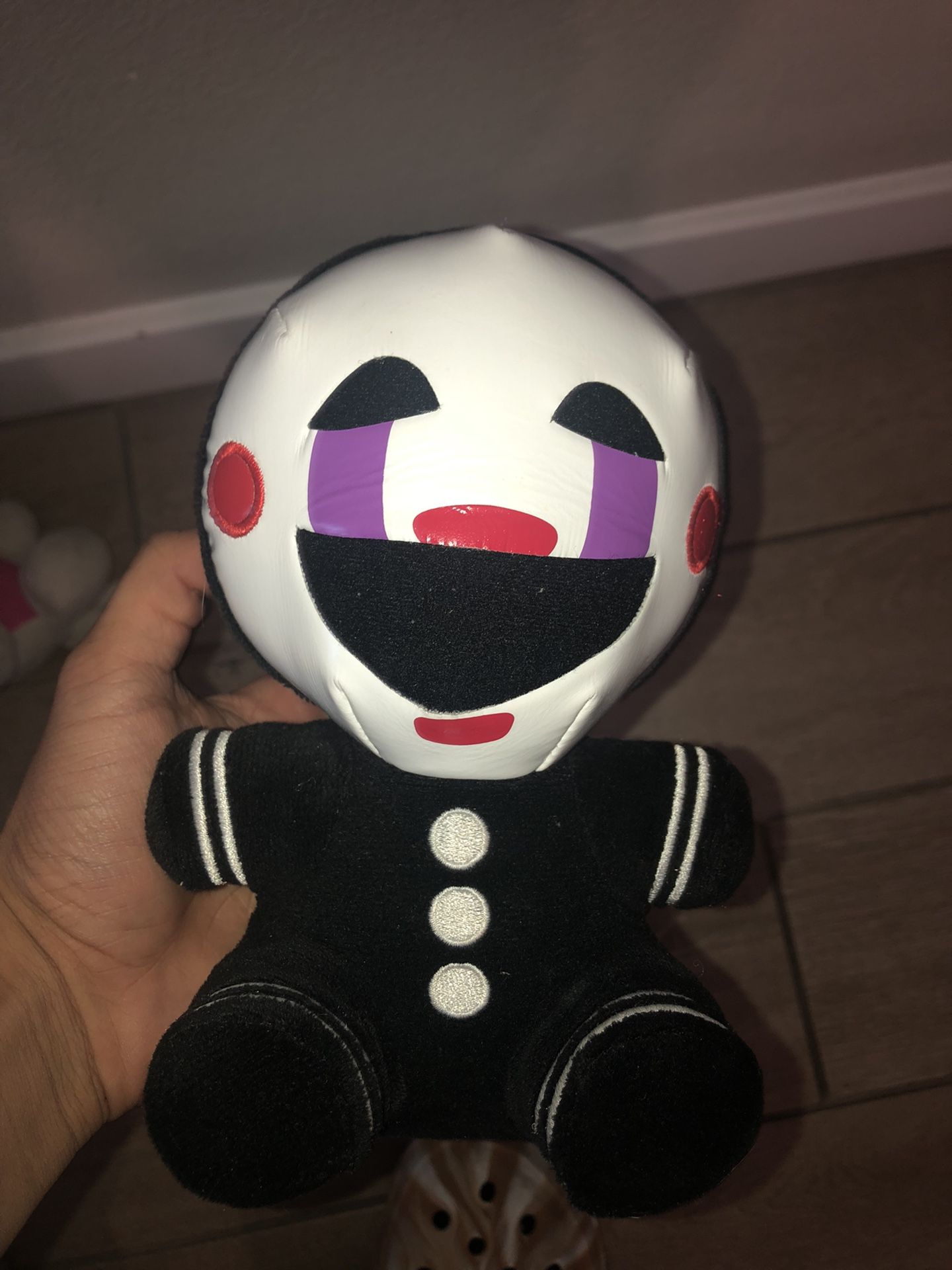 Five Nights At Freddy's Balloon Chica Plush for Sale in Las Vegas, NV -  OfferUp