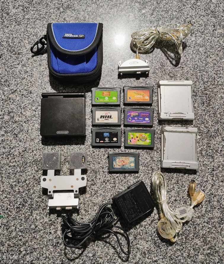 Nintendo Gameboy Advnace SP Model: AGS 001 Bundle