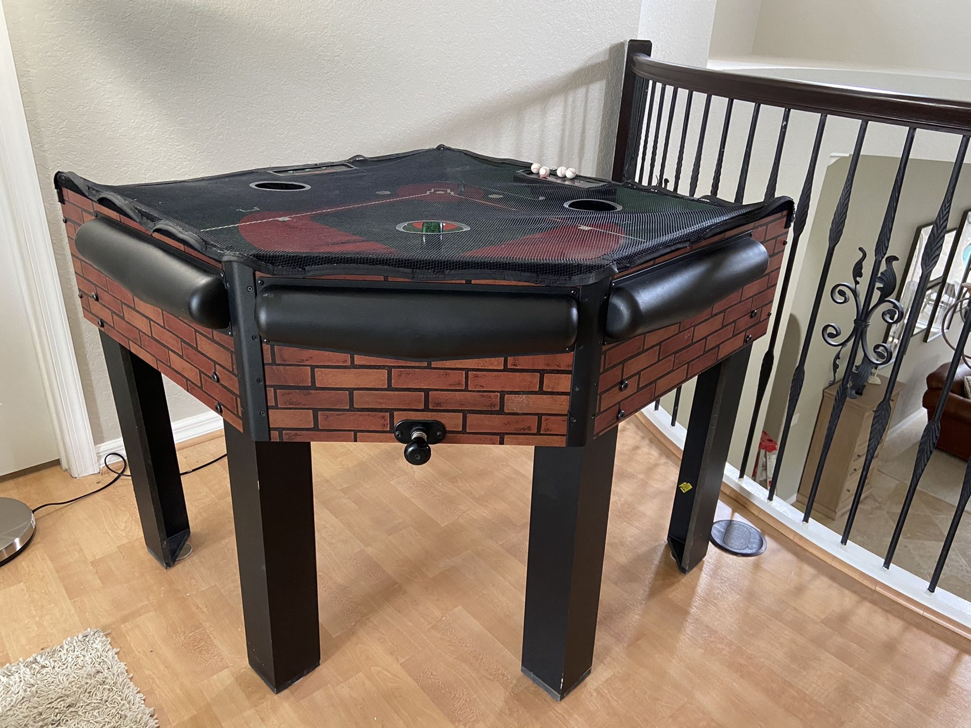 Harvard Play Ball Baseball Arcade Game Table for Sale in Pompano Beach