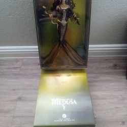 Gold Label Barbie Collector 