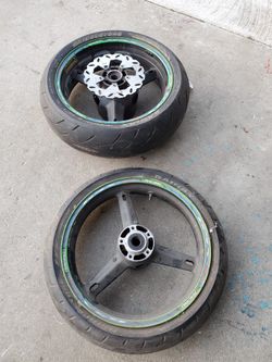Suzuki Gxsr 01 To 03 Set  Of Wheels   Rear  Wheel With  New Rotor 
