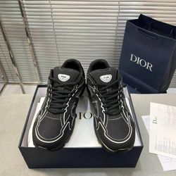 Dior B30