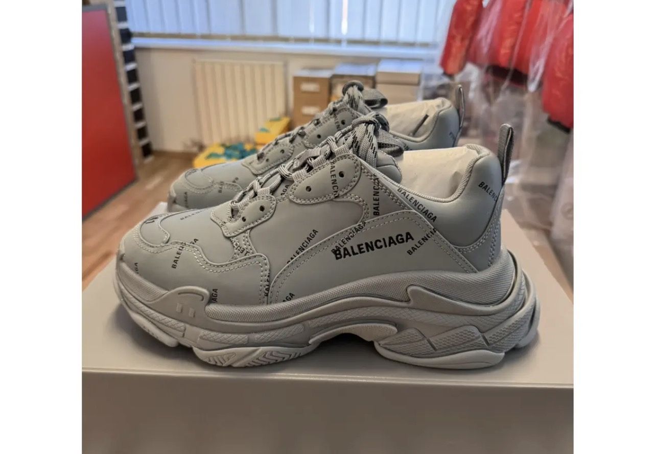 Balenciaga Triple S