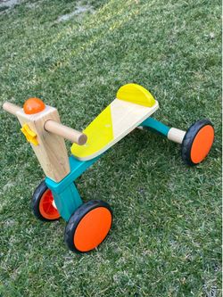 Toddler balance bikes