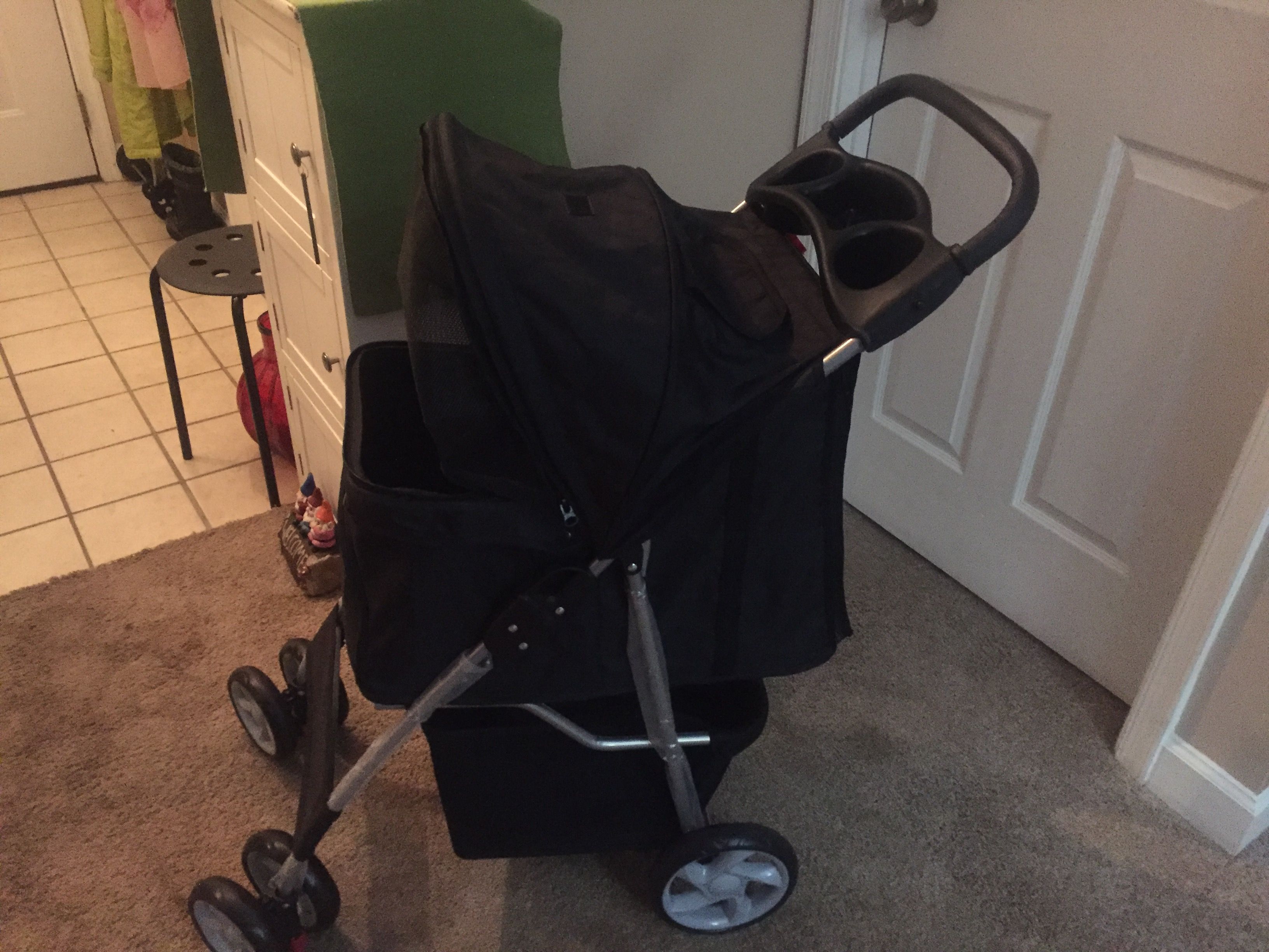 Dog stroller