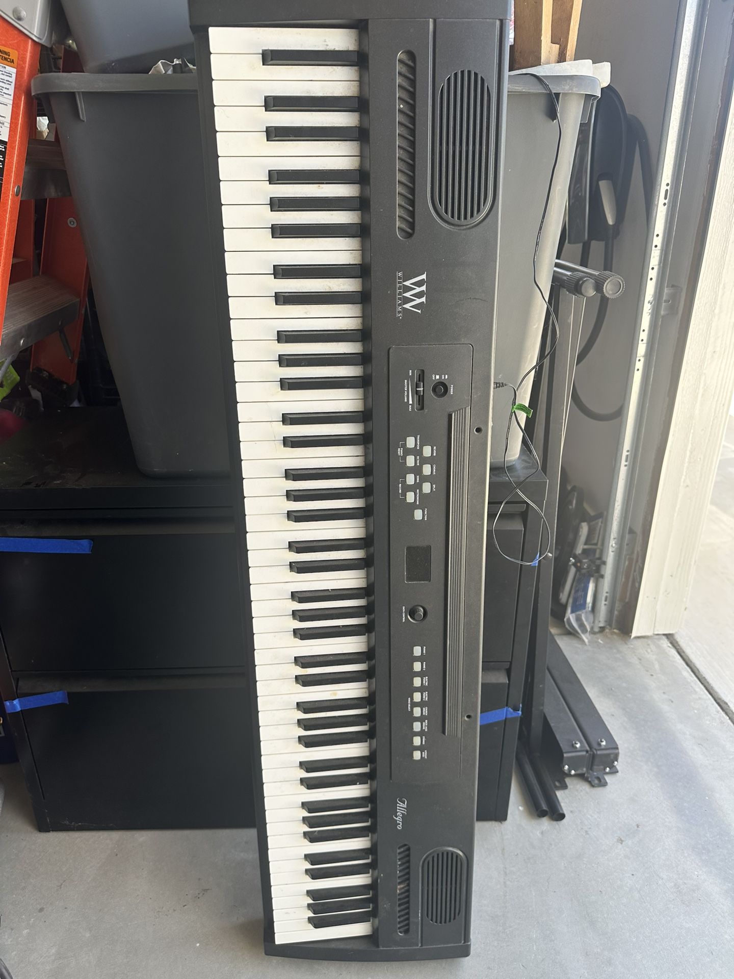 Keyboard piano