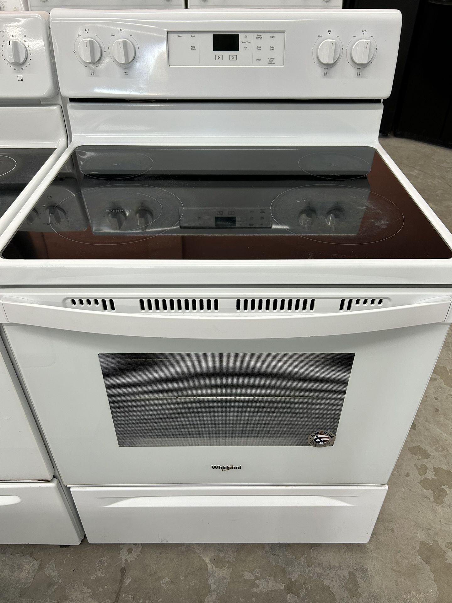 White Glass Top Stove 