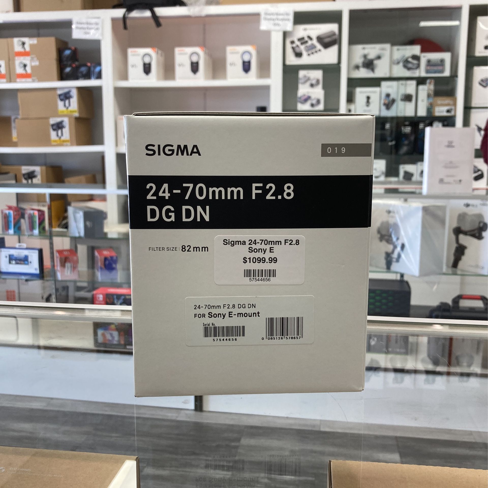 Sigma 24-70mm F2.8 Sony E-Mount