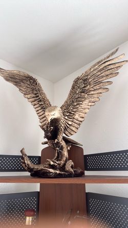 Large Bald Eagle Sculpture with Wings Spread