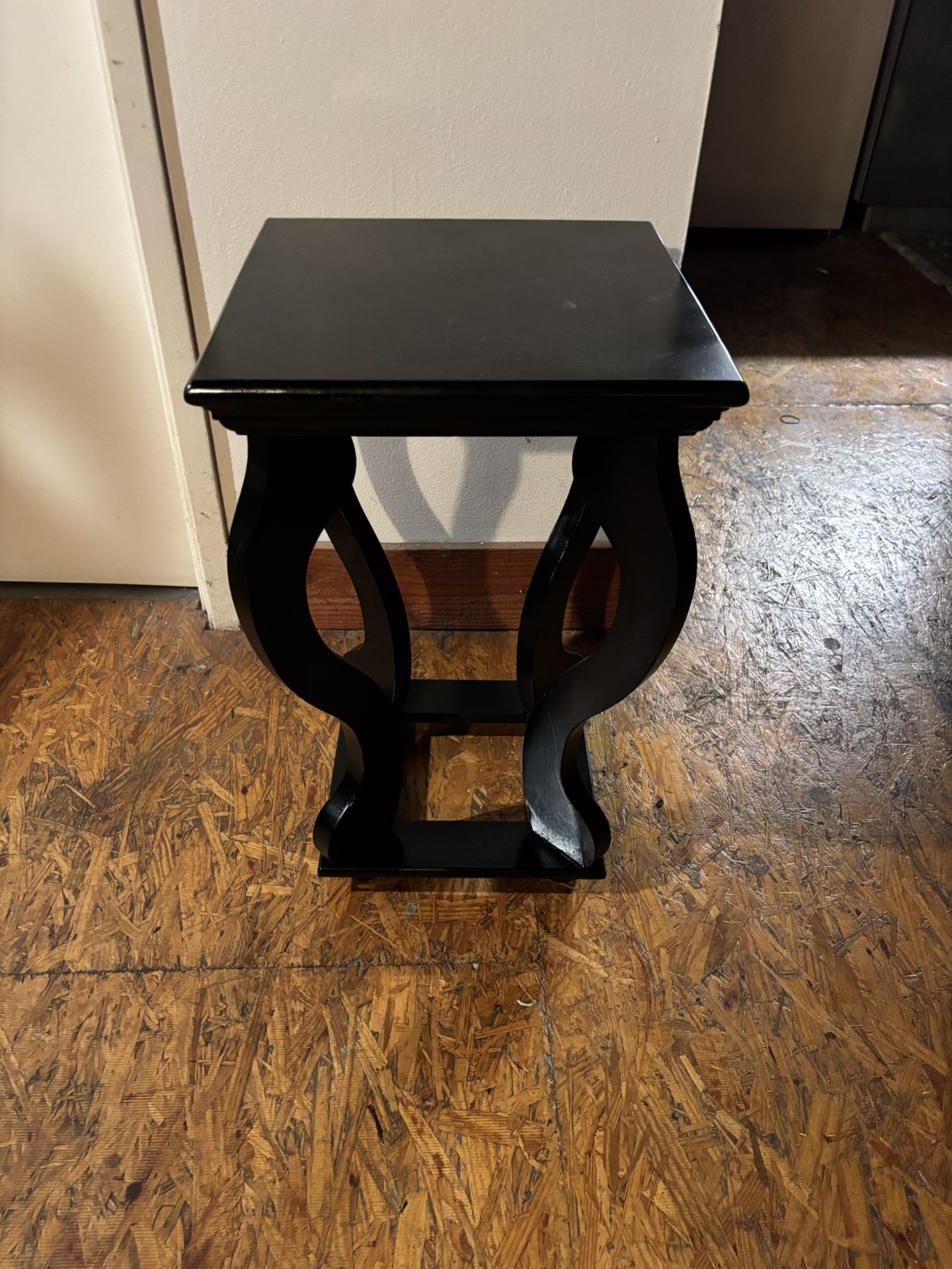 Side / End Table