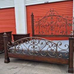 Collezione Europa King Size Bedroom Set With Boxspring 