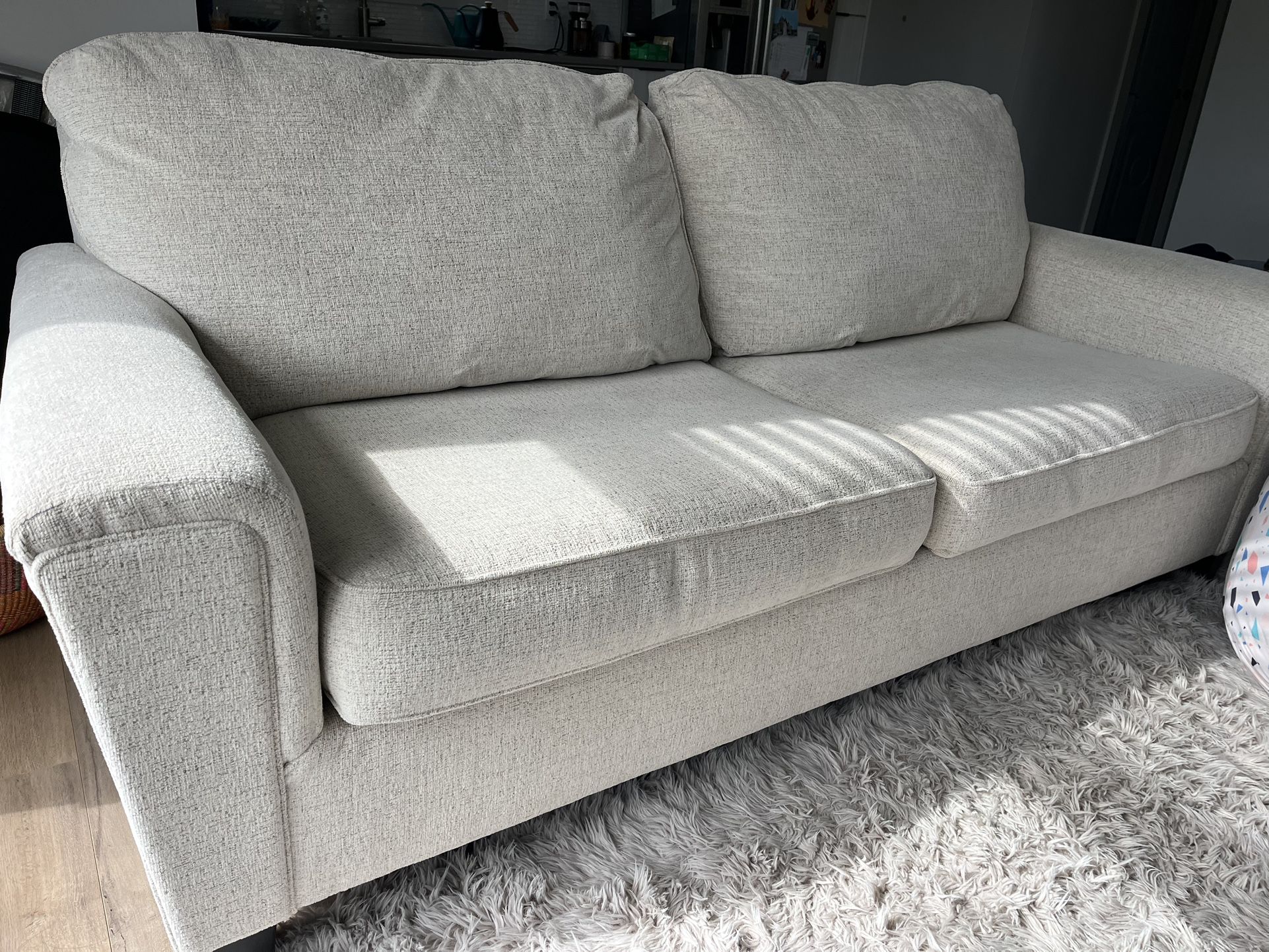 Sofa (like new)