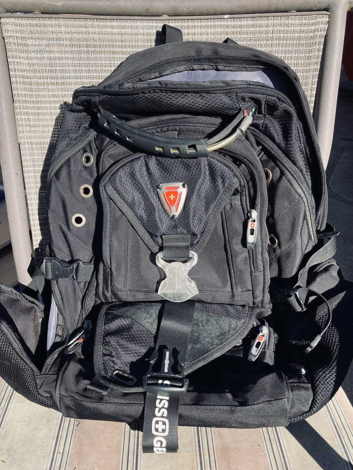 SWISSGEAR 20” Wenger 1629 backpack