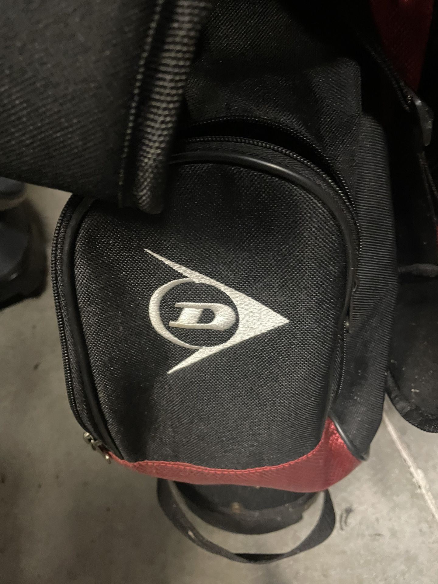 Dunlop golf club set right Handed plus golf stand Bag