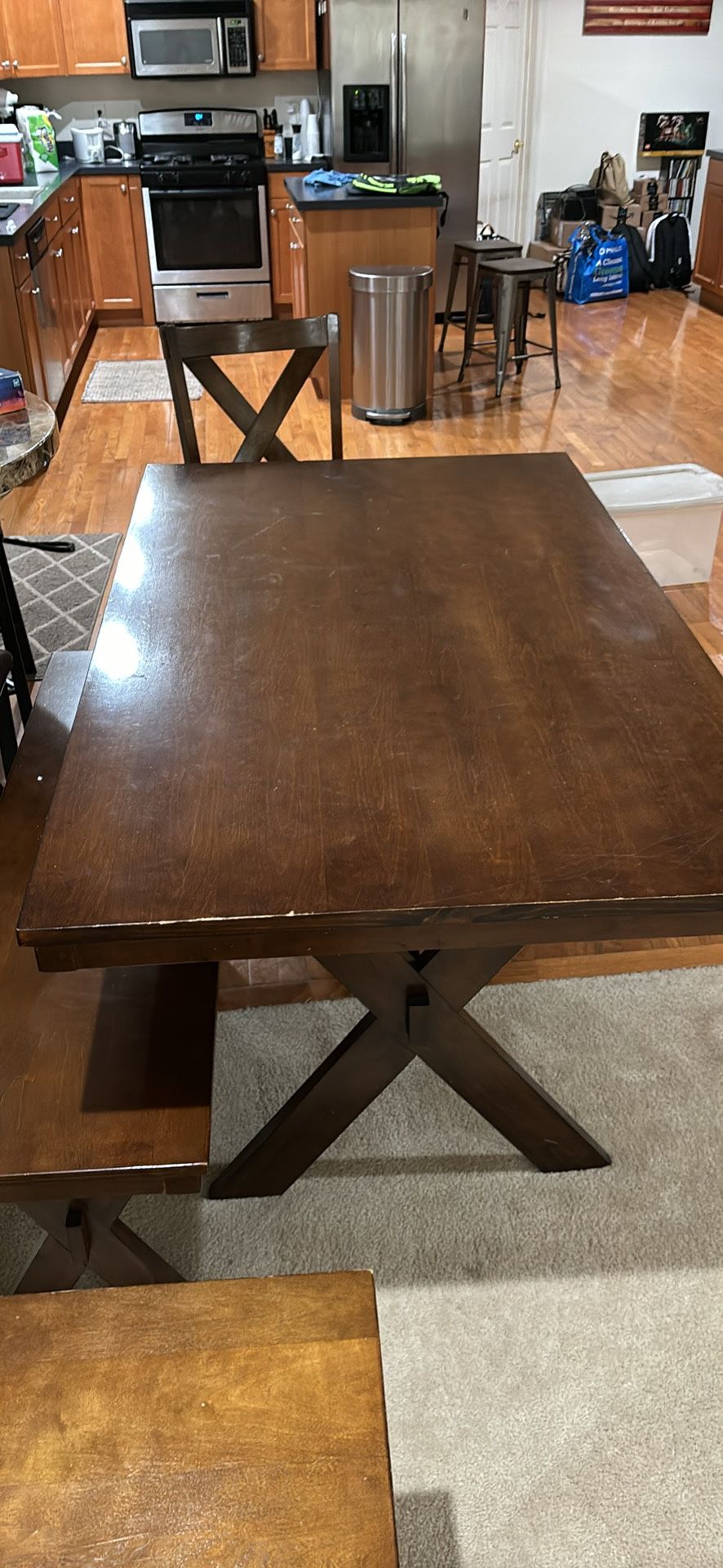 Kitchen Table / Chairs