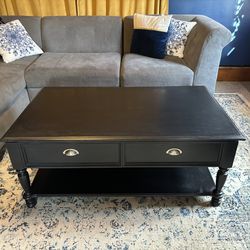 Raymour and Flanagan Lift Top Table